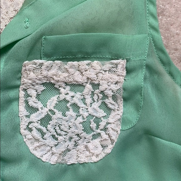 COPY - 🛍Set of 2 Sirens Sheer Tanks - Picture 3 of 9